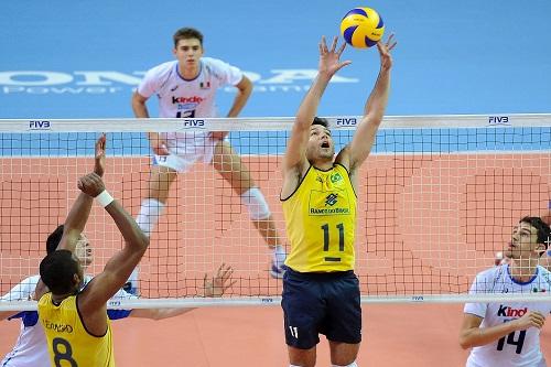 Thiaguinho em ação pela seleção brasileira no Mundial Juvenil em 2013 / Foto: FIVB